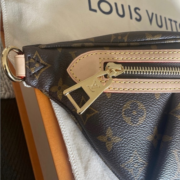 Louis Vuitton High Rise BumBag - Picture 2 of 8